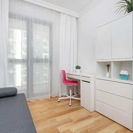 Metro Plocka Exquisite Apartments By Noclegi Renters Warschau Exterior foto