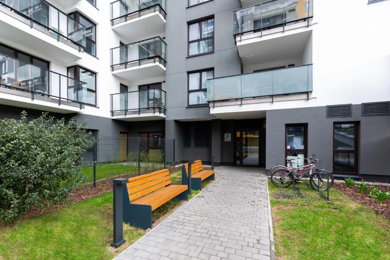 Metro Plocka Exquisite Apartments By Noclegi Renters Warschau Exterior foto