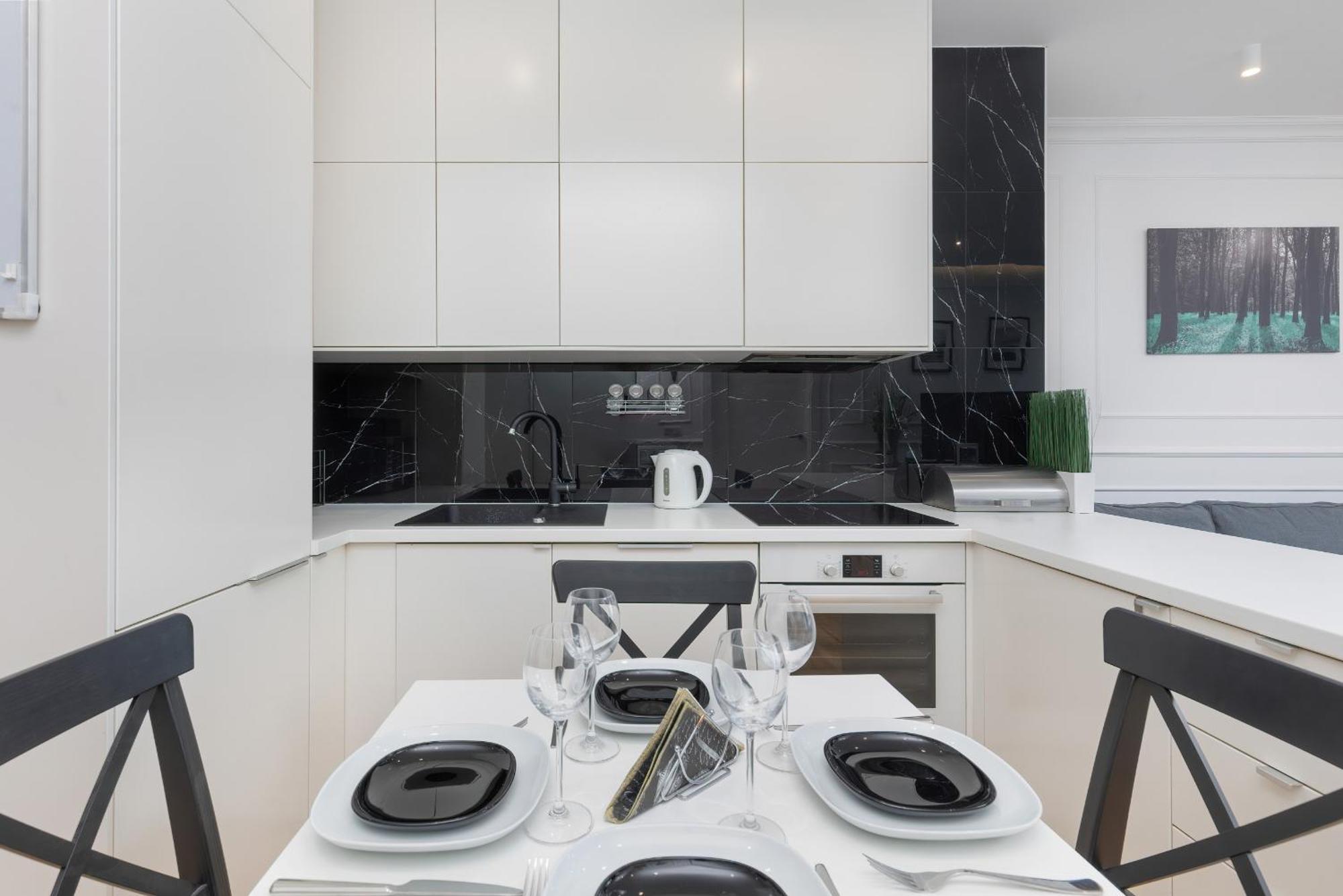Metro Plocka Exquisite Apartments By Noclegi Renters Warschau Exterior foto