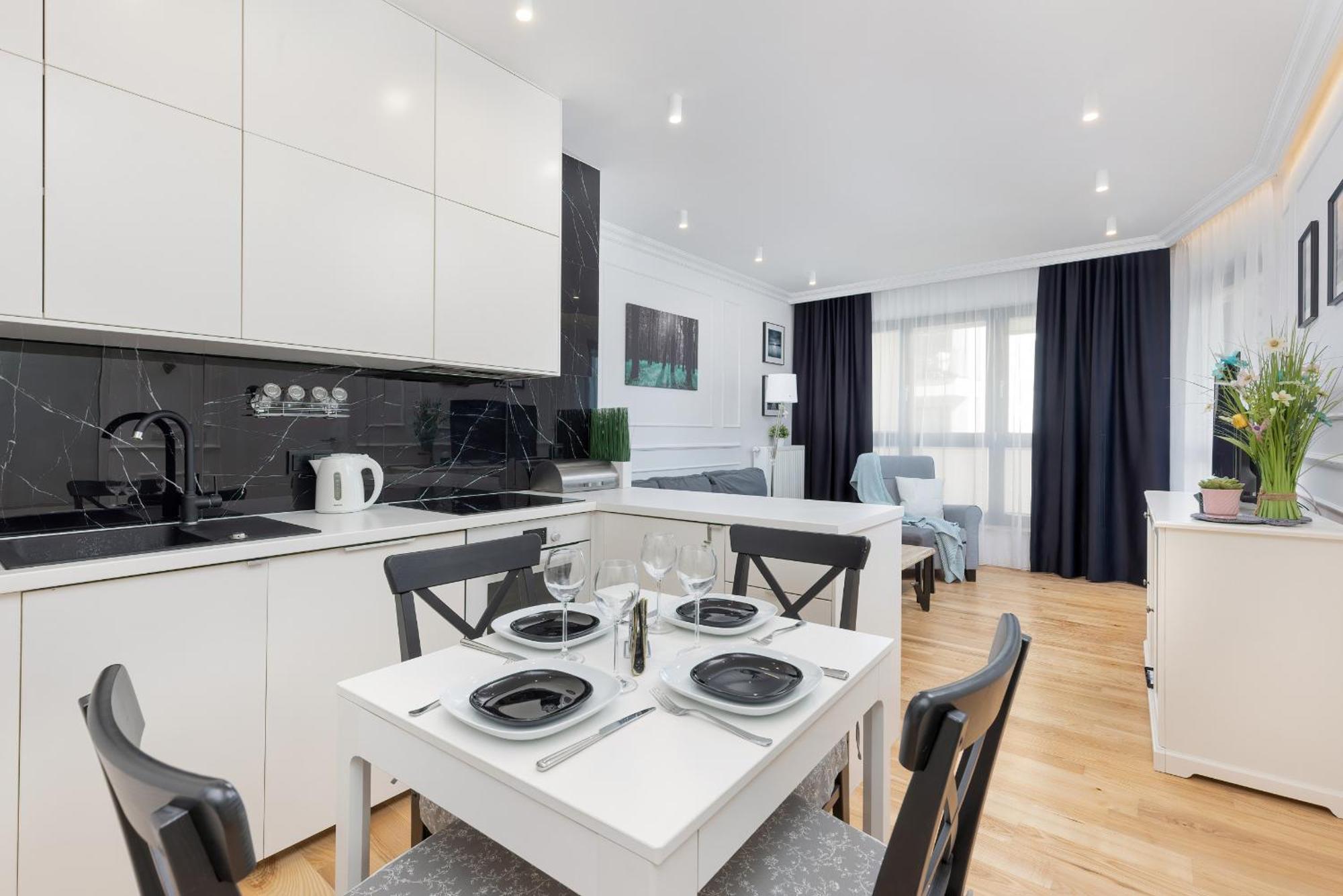 Metro Plocka Exquisite Apartments By Noclegi Renters Warschau Exterior foto